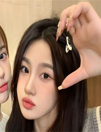 科学的《暴富,从离婚后开始》伏笔运用：前后呼应与细节铺垫